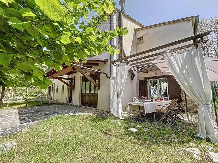 Immagine 5 di Villetta a schiera in vendita  a Cagli