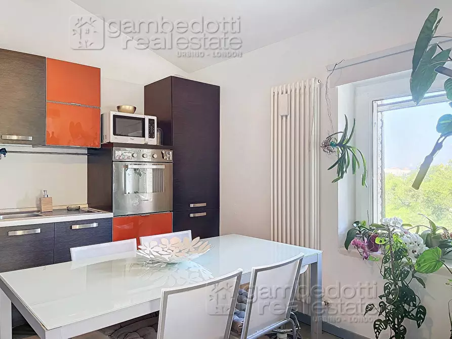 Immagine 8 di Appartamento in vendita  a Urbino