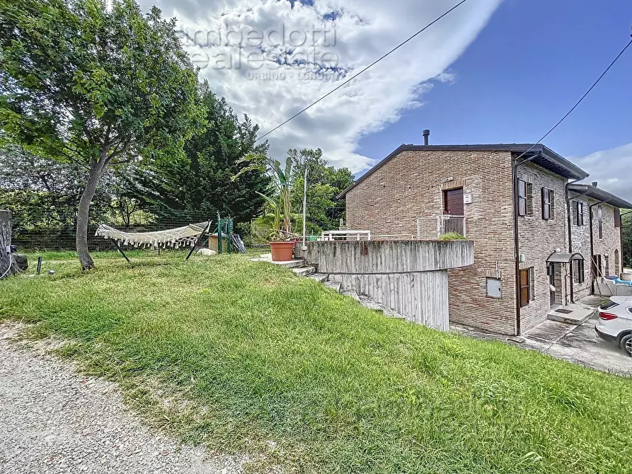 Immagine 19 di Appartamento in vendita  a Urbino