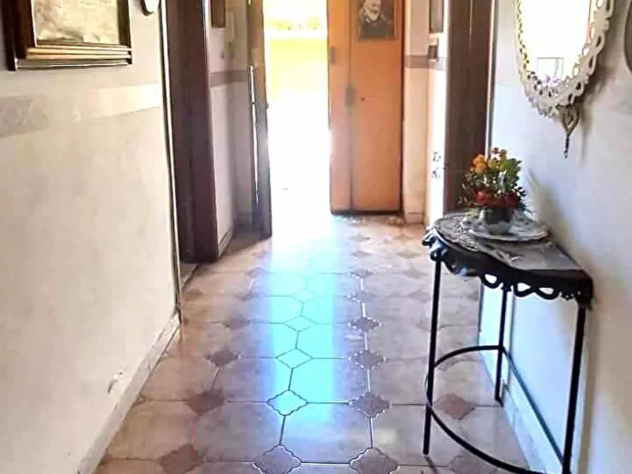 Immagine 10 di Appartamento in vendita  in Via Santa Maria a Cubito a Qualiano