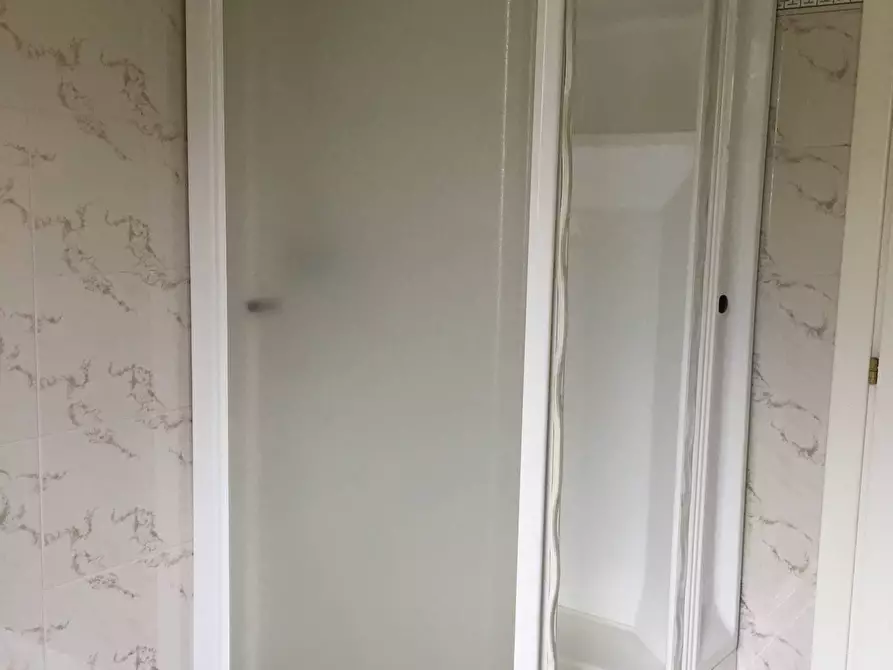 Immagine 21 di Appartamento in vendita  a San Benedetto Del Tronto