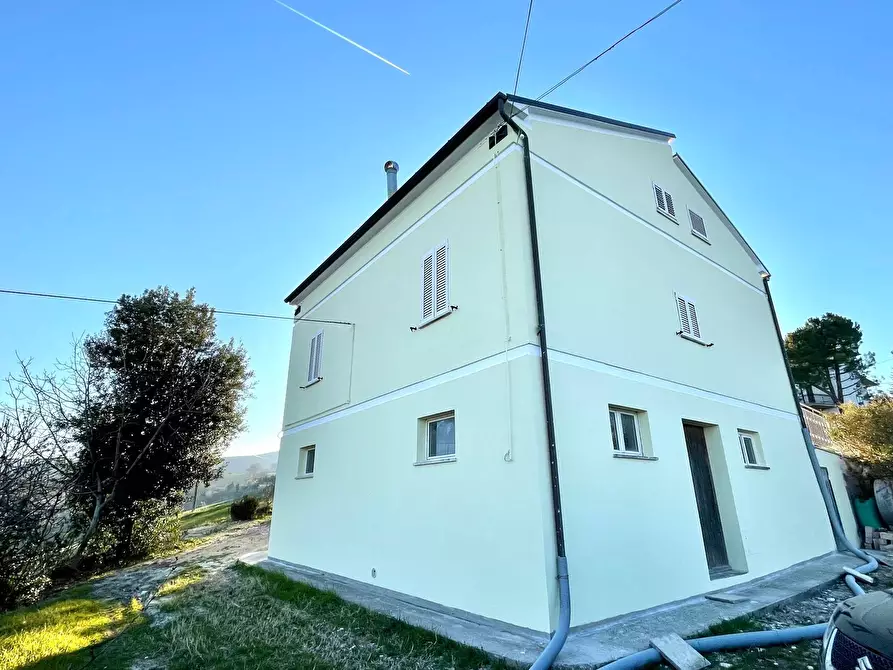 Immagine 7 di Casa indipendente in vendita  in contrada san venanzo a Castignano