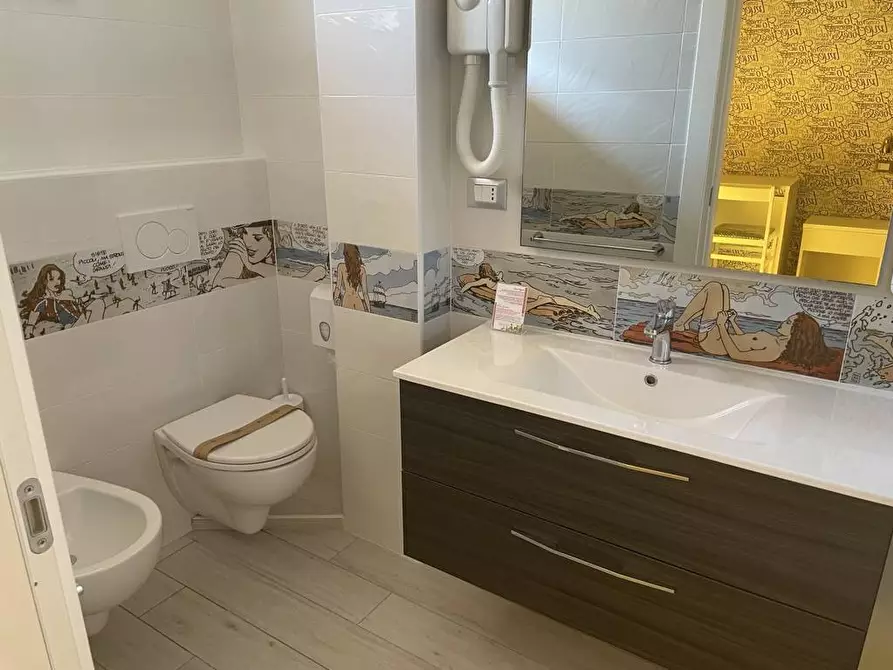 Immagine 18 di Albergo/B&B/Residence in vendita  a Alba Adriatica