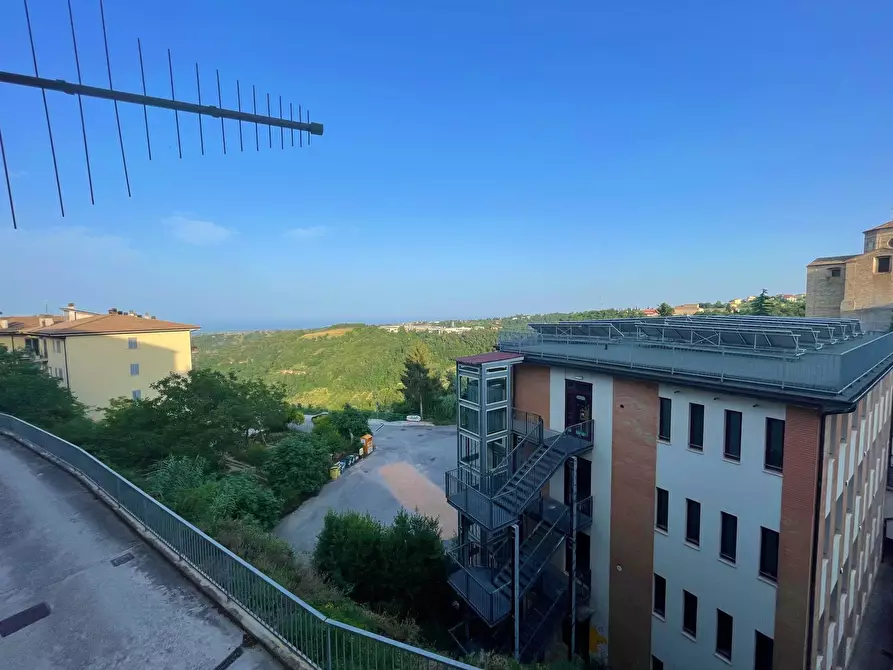 Immagine 14 di Appartamento in vendita  in via benvignati a Ripatransone