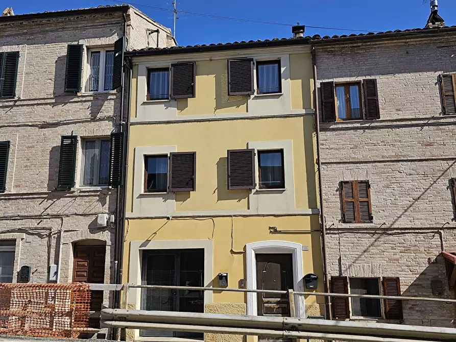 Immagine 16 di Appartamento in vendita  in viale trieste a Fermo