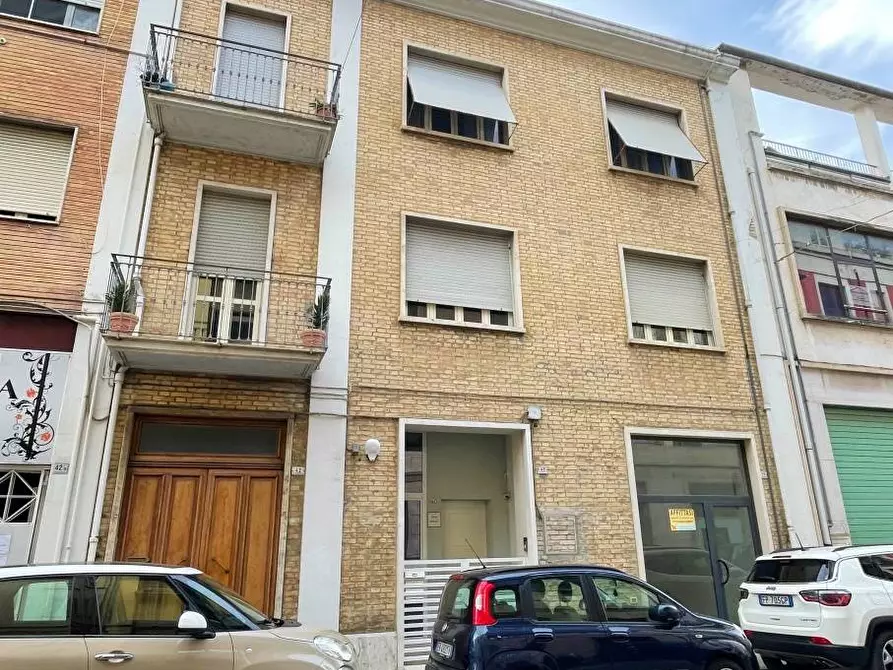 Immagine 1 di Appartamento in vendita  in via risorgimento a San Benedetto Del Tronto