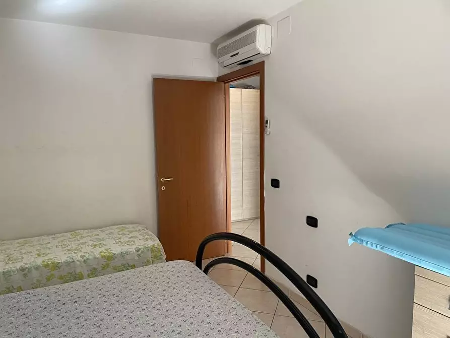 Immagine 11 di Attico in vendita  in via sirena a Tortoreto