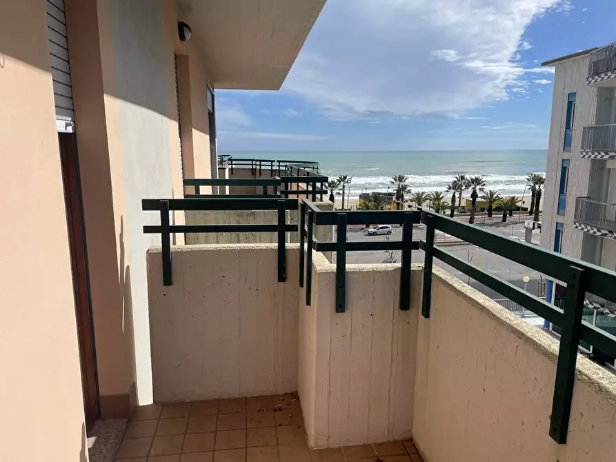 Immagine 16 di Attico in vendita  in via sirena a Tortoreto