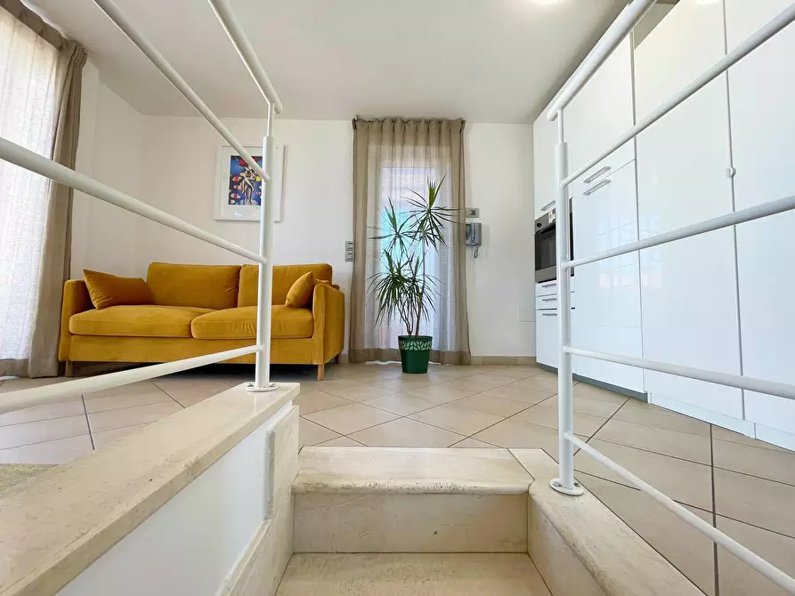 Immagine 13 di Attico in vendita  in lungomare alcide de gasperi a Grottammare