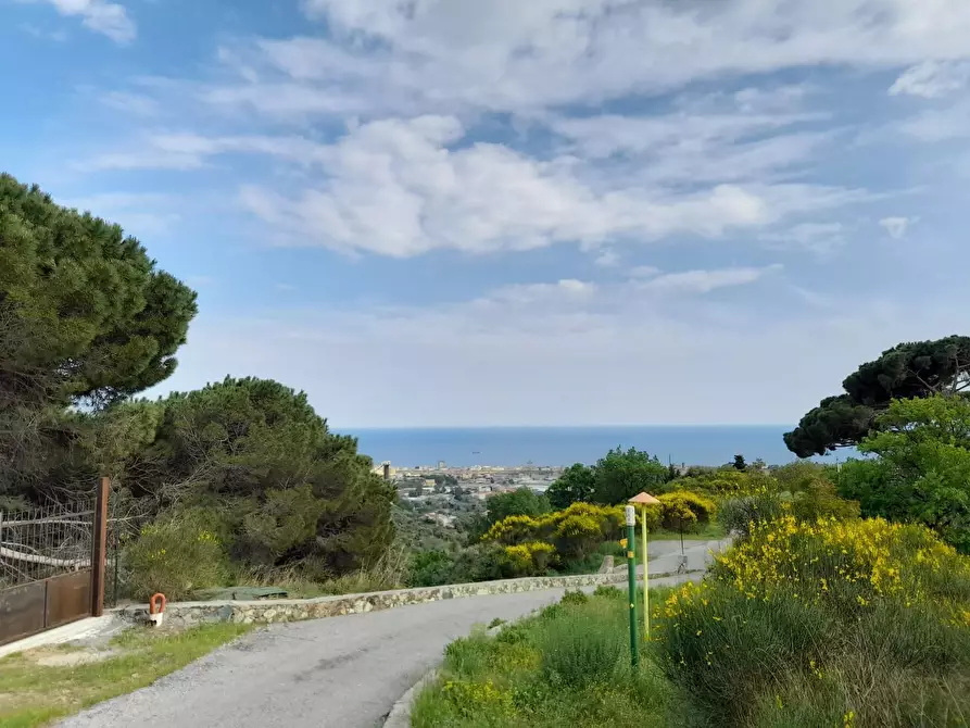 Immagine 1 di Terreno residenziale in vendita  in Alla Strà a Savona