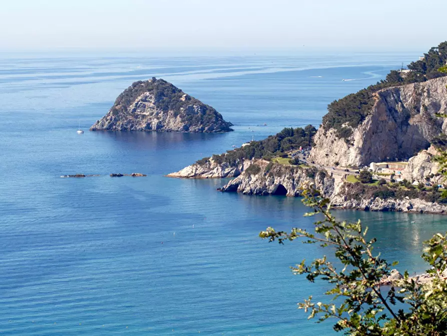 Immagine 10 di Appartamento in vendita  in VIA BONINI a Bergeggi