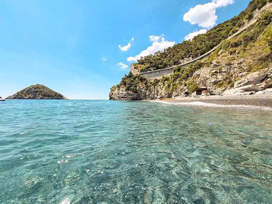 Immagine 11 di Appartamento in vendita  in VIA BONINI a Bergeggi