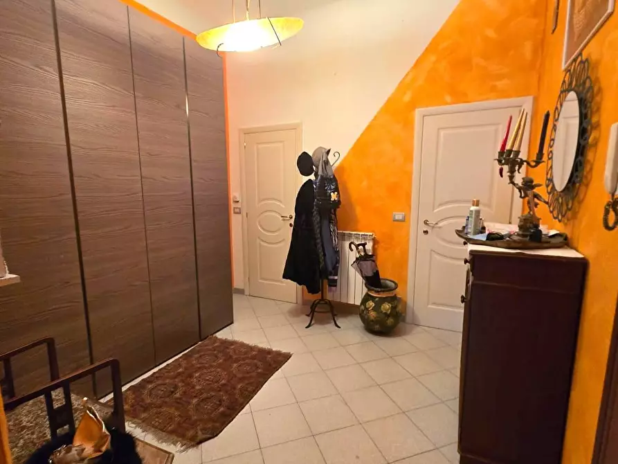 Immagine 2 di Appartamento in vendita  in via santuario a Savona