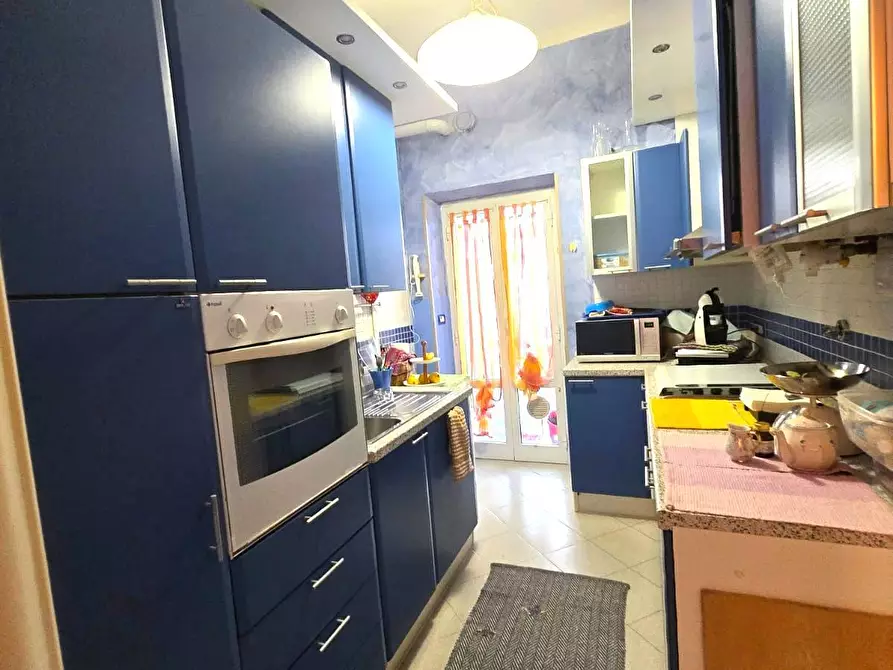 Immagine 5 di Appartamento in vendita  in via santuario a Savona