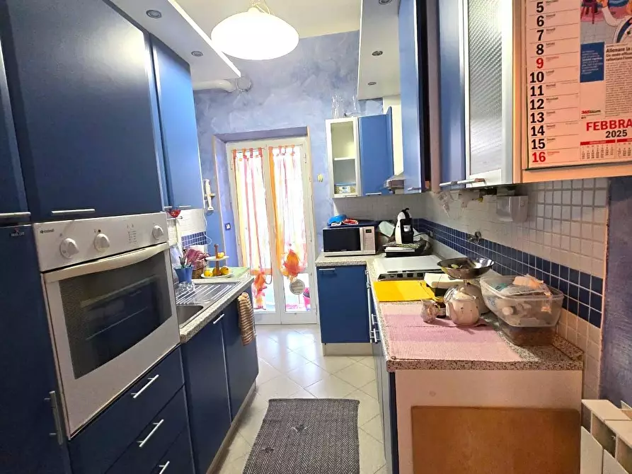 Immagine 6 di Appartamento in vendita  in via santuario a Savona