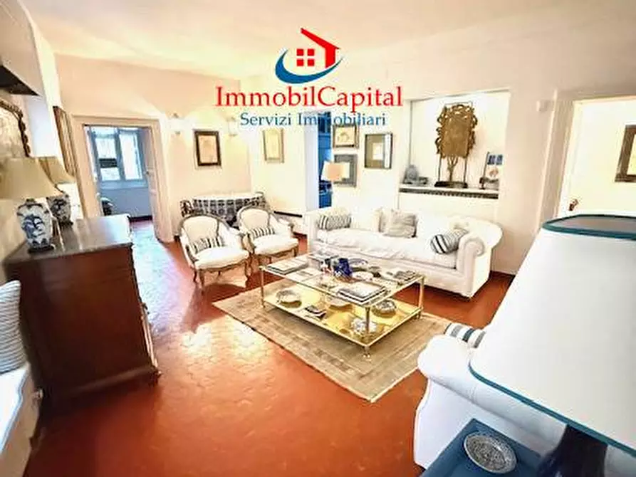 Immagine 1 di Appartamento in vendita  in Via Cavour a Santa Margherita Ligure