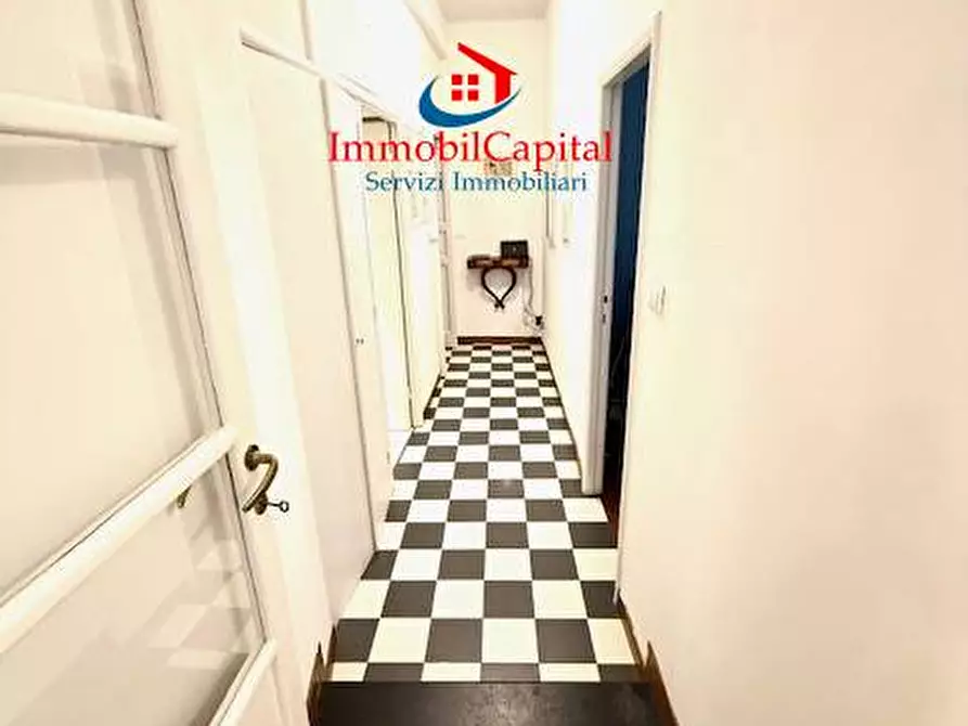 Immagine 10 di Appartamento in vendita  in Via Cavour a Santa Margherita Ligure