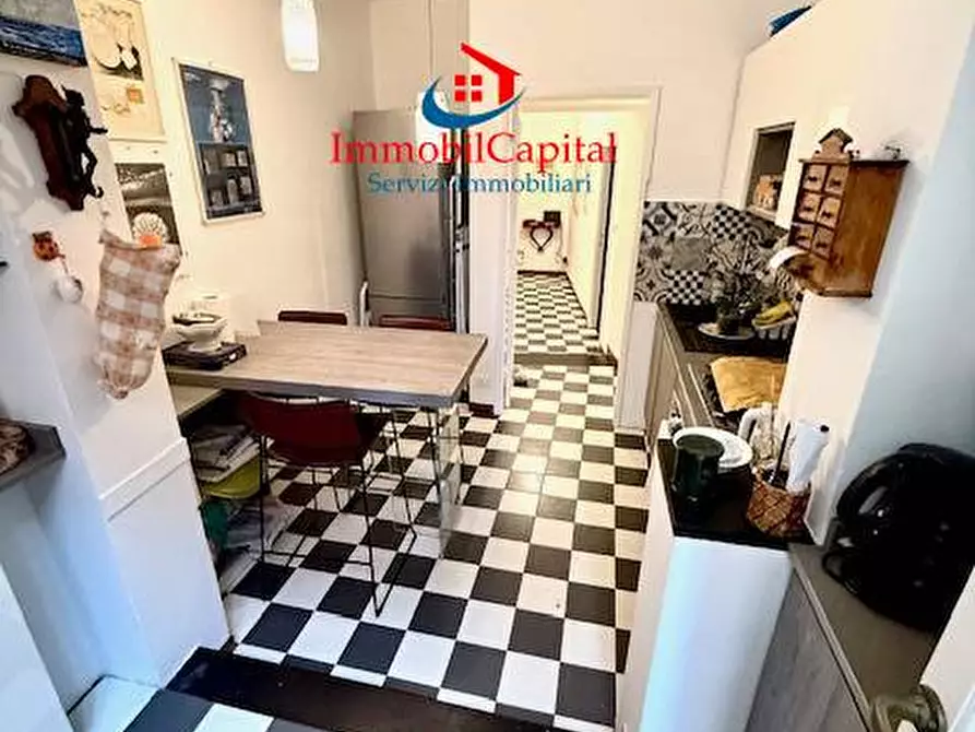 Immagine 12 di Appartamento in vendita  in Via Cavour a Santa Margherita Ligure