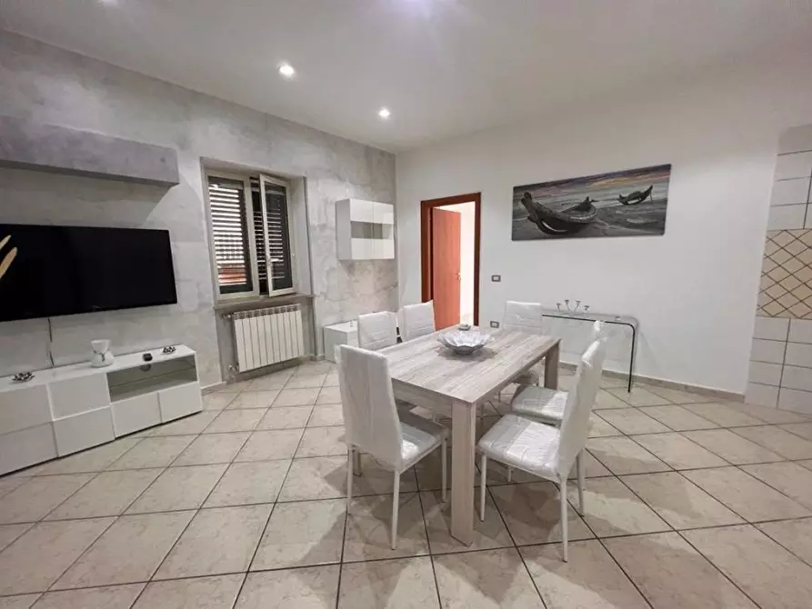 Immagine 7 di Palazzo in vendita  in Condotto a Casagiove