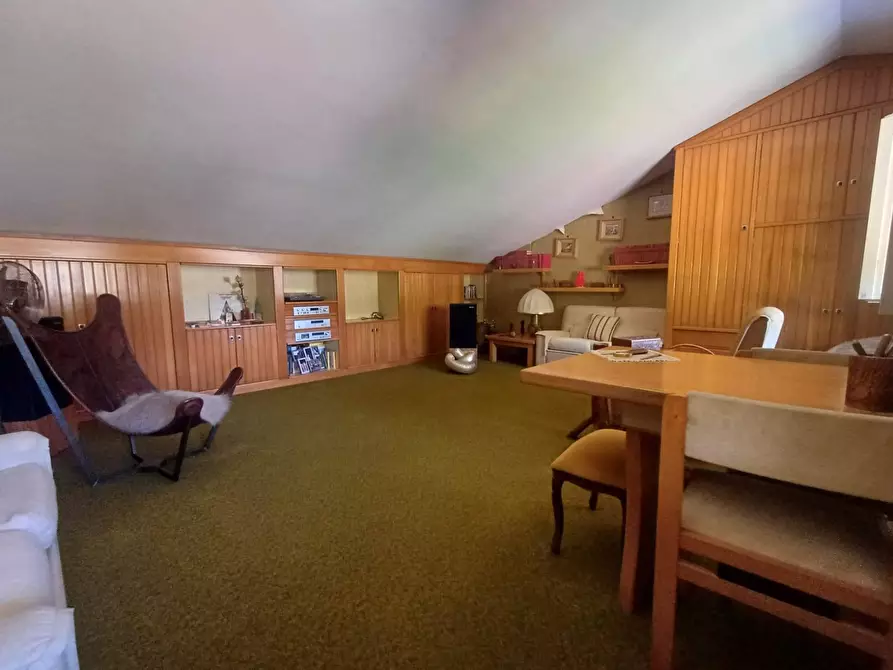 Immagine 20 di Villa in vendita  in via maria sofia di baviera a Caserta