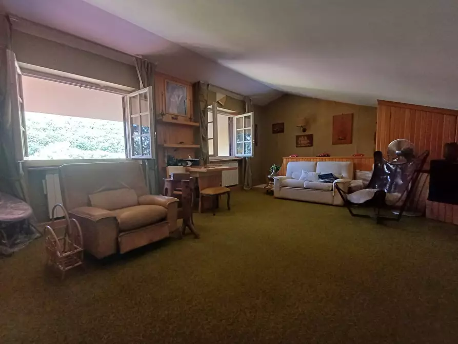 Immagine 21 di Villa in vendita  in via maria sofia di baviera a Caserta