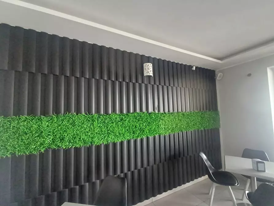 Immagine 9 di Attività commerciale in vendita  in VIALE DELLA LIBERTA' a Casagiove