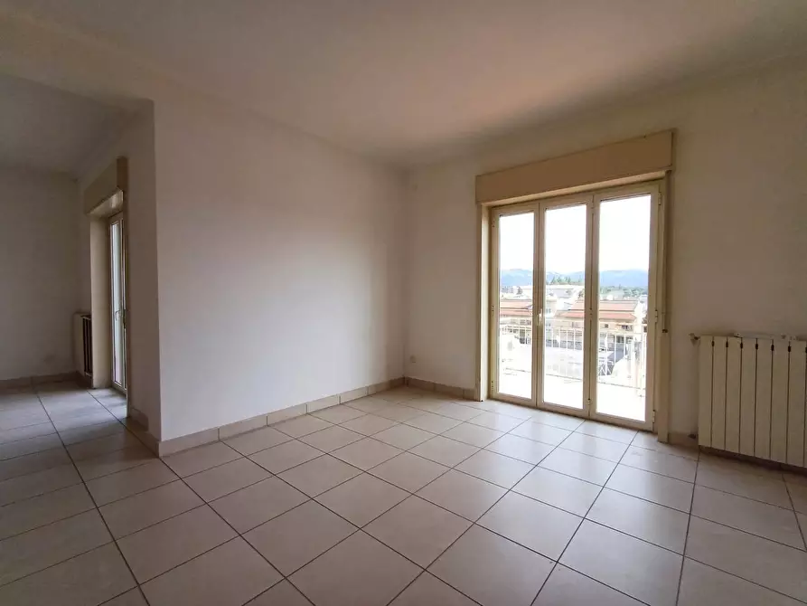 Immagine 2 di Appartamento in vendita  in VIA NAPOLI a Casagiove