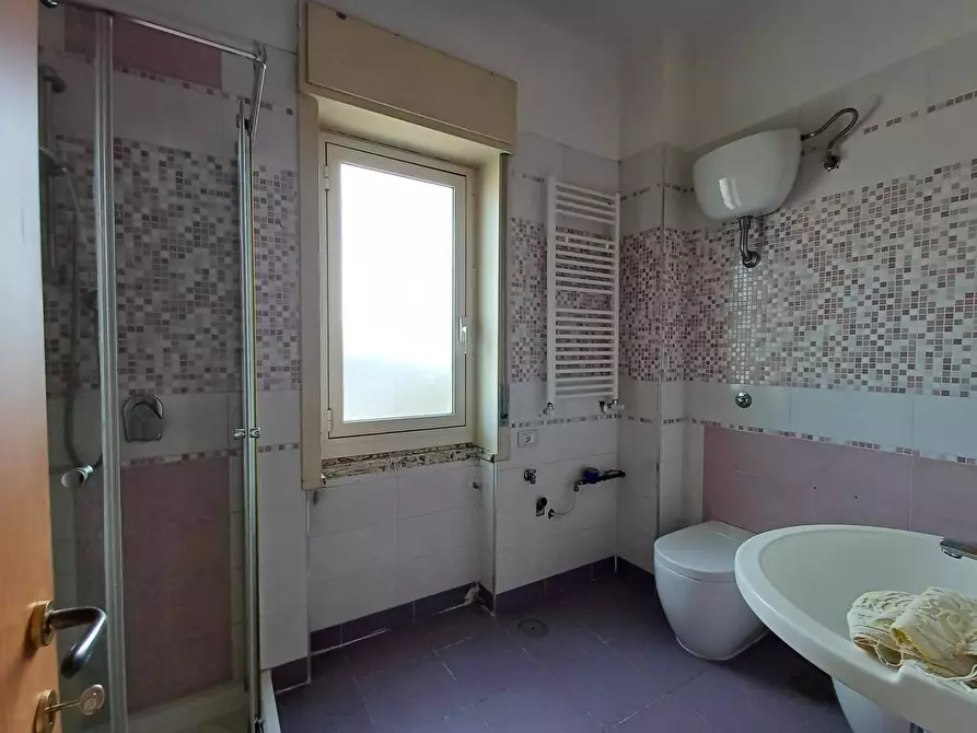 Immagine 12 di Appartamento in vendita  in VIA NAPOLI a Casagiove