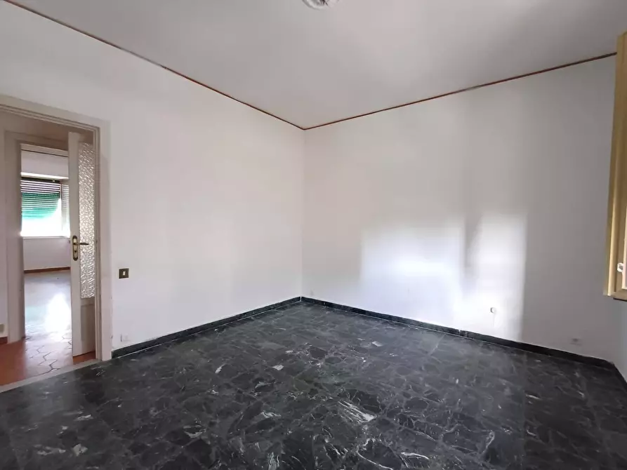 Immagine 12 di Appartamento in vendita  in VIA CECCANO a Caserta