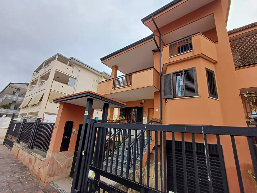 Immagine 1 di Villetta a schiera in vendita  in VIA MADONNA DI POMPEI a Casagiove