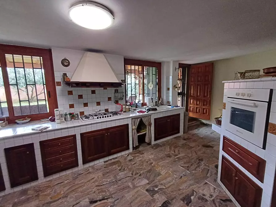 Immagine 17 di Villetta a schiera in vendita  in VIA MADONNA DI POMPEI a Casagiove