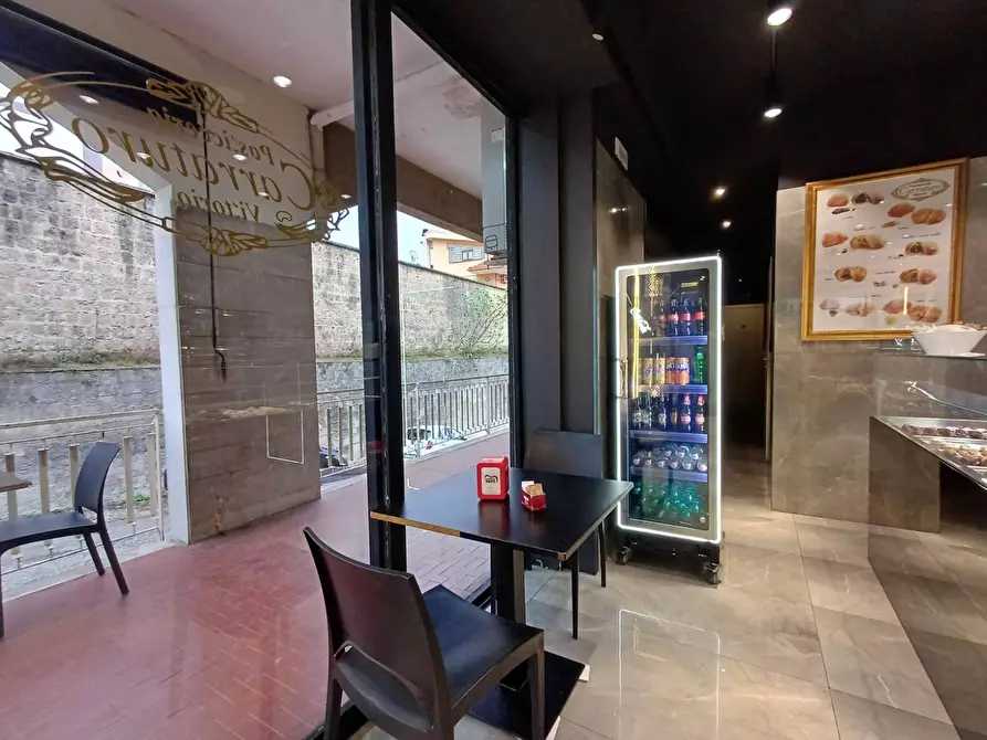 Immagine 10 di Attività commerciale in vendita  in VIA NAZIONALE APPIA a Casagiove