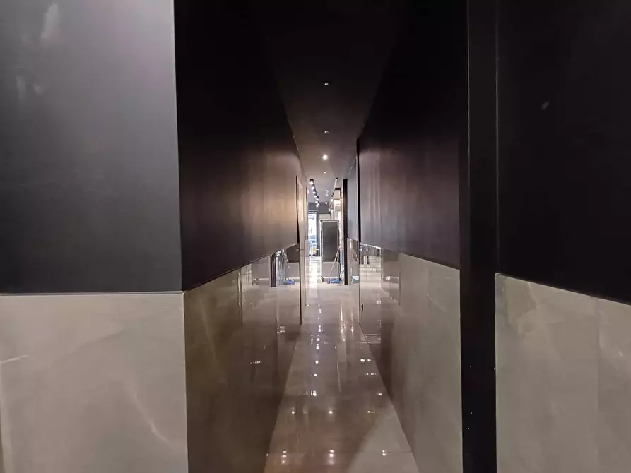 Immagine 13 di Attività commerciale in vendita  in VIA NAZIONALE APPIA a Casagiove