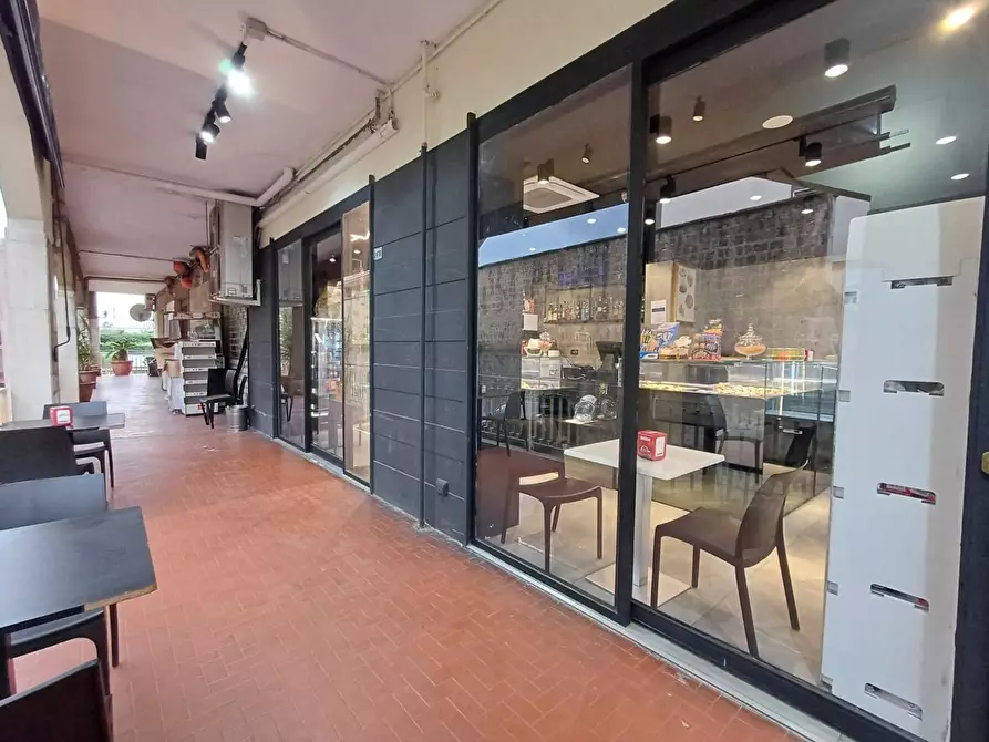Immagine 26 di Attività commerciale in vendita  in VIA NAZIONALE APPIA a Casagiove