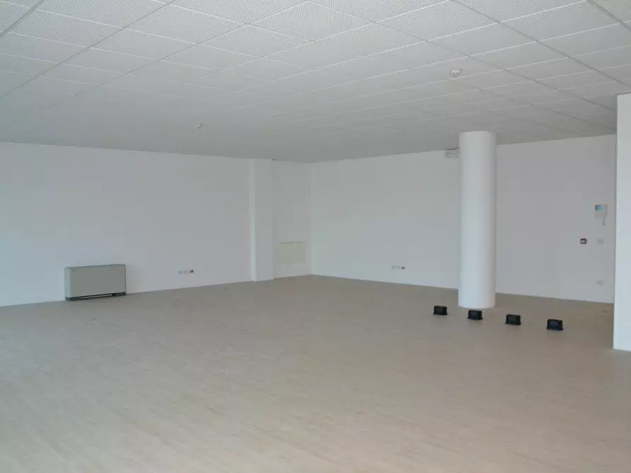 Immagine 4 di Ufficio in vendita  in VIA VENEZIA a Padova