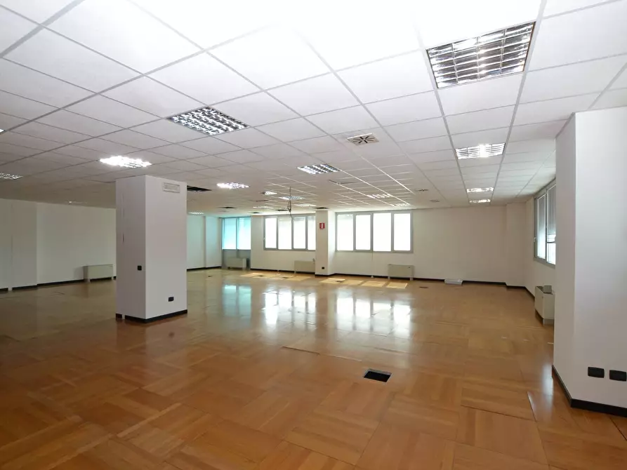 Immagine 10 di Ufficio in vendita  in ZONA INDUSTRIALE EST a Padova