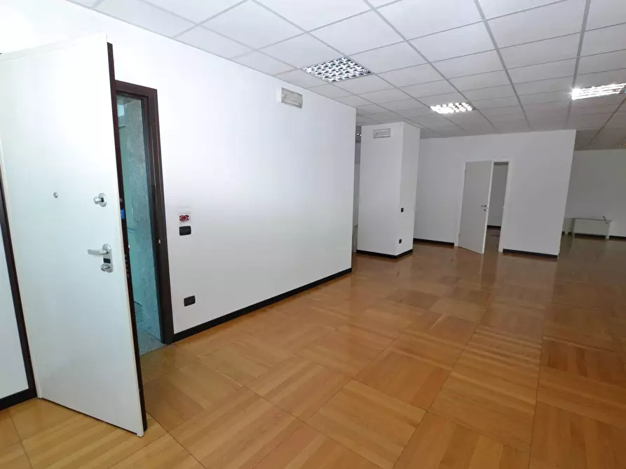 Immagine 8 di Ufficio in vendita  in ZONA INDUSTRIALE EST a Padova