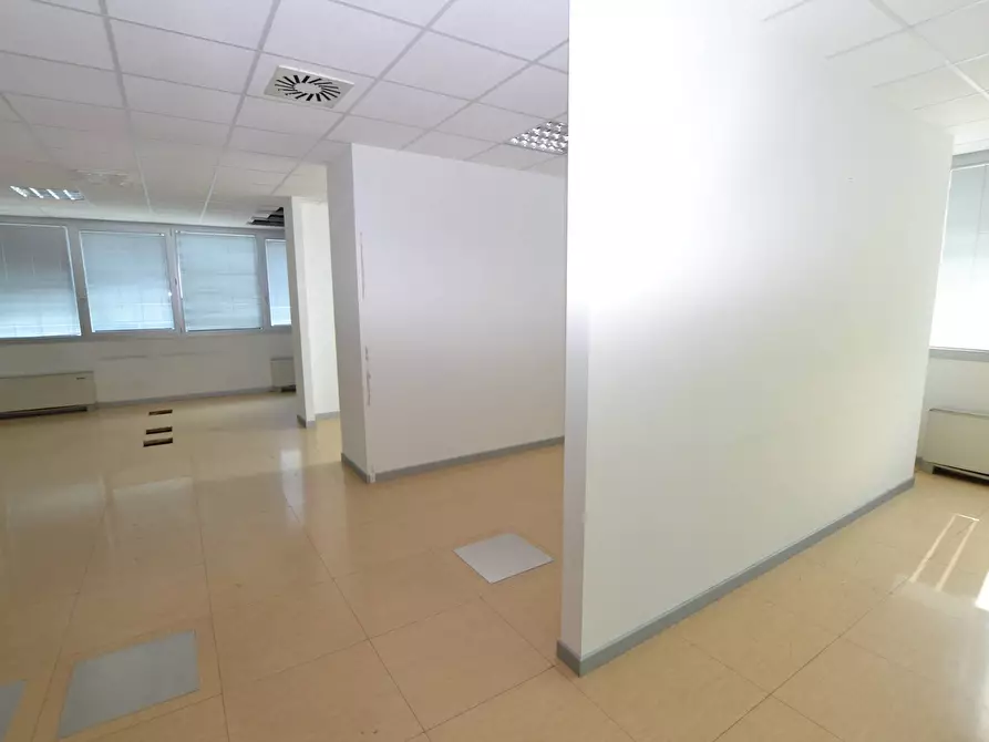 Immagine 9 di Ufficio in vendita  in ZONA INDUSTRIALE EST a Padova