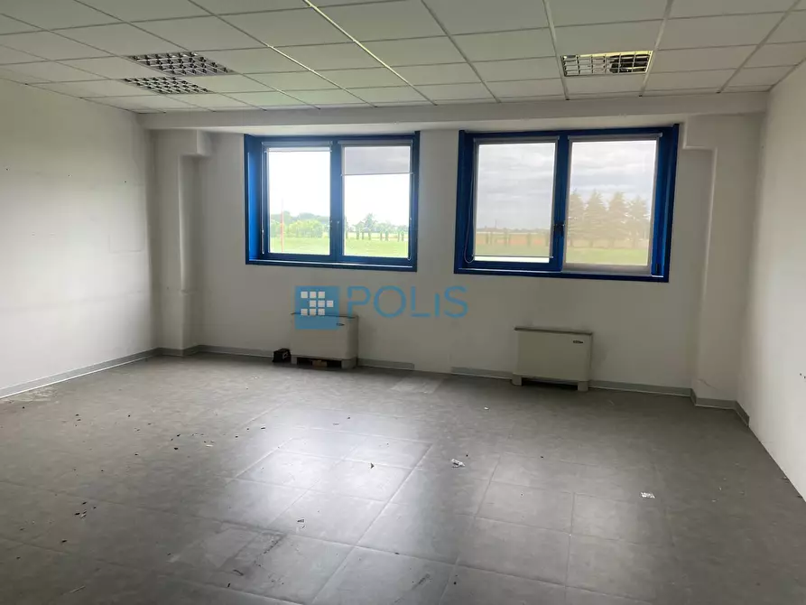 Immagine 6 di Capannone industriale in vendita  in VIA  DELL'ARTIGIANATO a Pernumia