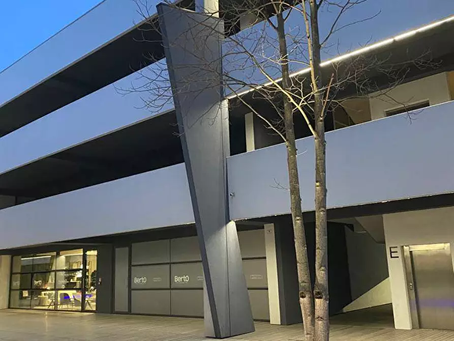 Immagine 9 di Ufficio in affitto  in Noventana a Stra