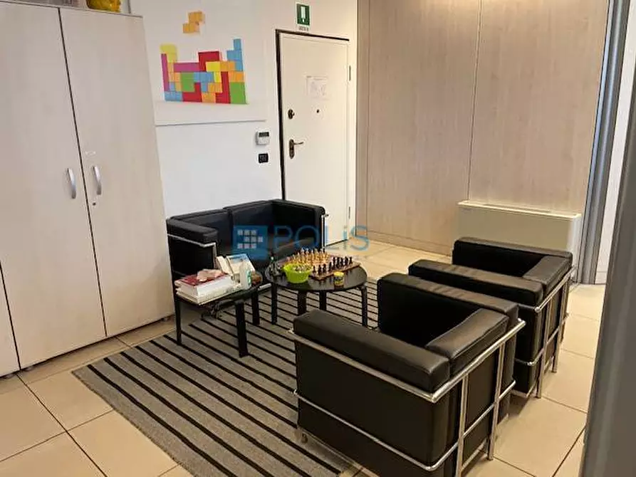 Immagine 5 di Ufficio in affitto  in Via Longhin a Padova