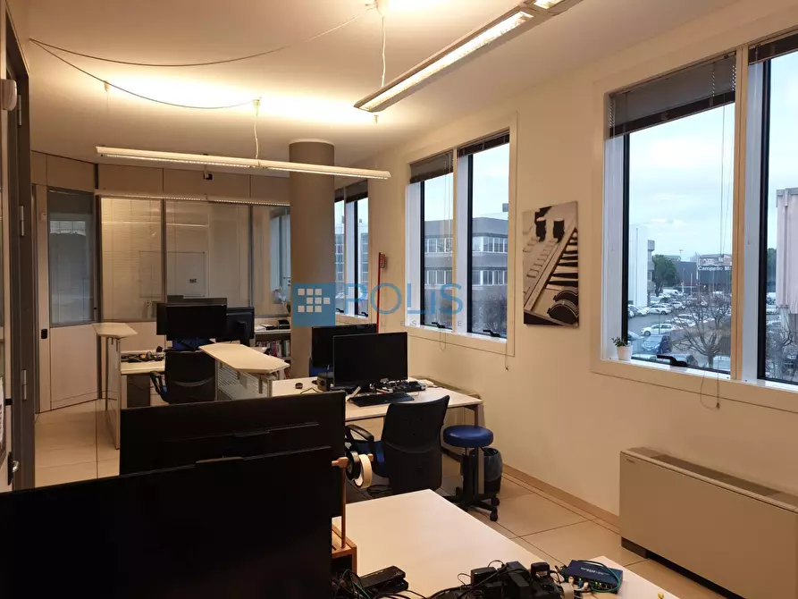 Immagine 10 di Ufficio in affitto  in Via Longhin a Padova