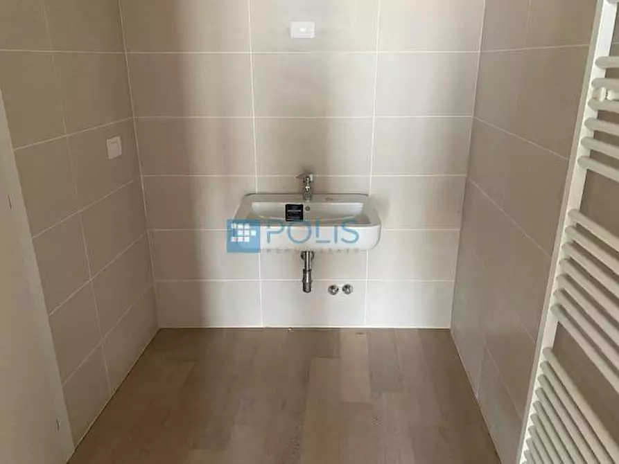 Immagine 7 di Ufficio in vendita  in PONTE SAN NICOLO' a Ponte San Nicolò