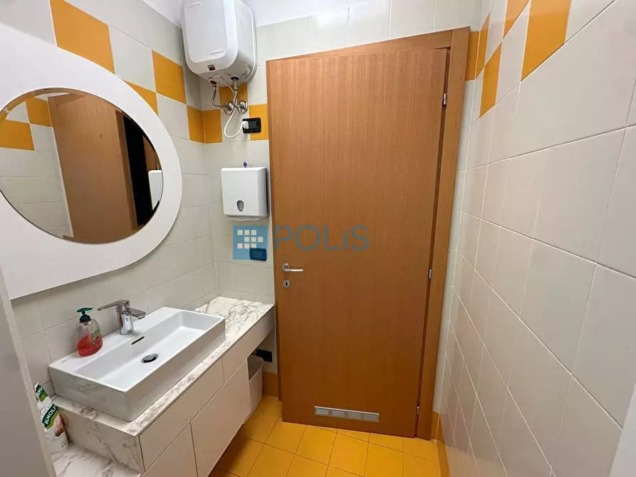 Immagine 12 di Ufficio in affitto  in VIA POLA a Torri Di Quartesolo