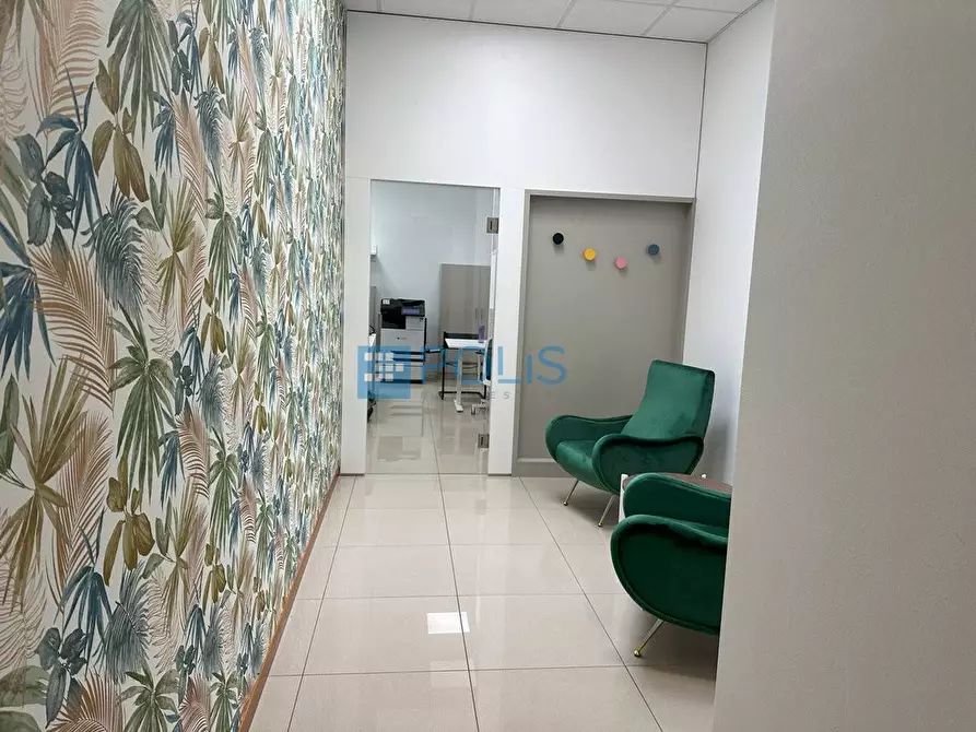 Immagine 1 di Ufficio in affitto  in VIA POLA a Torri Di Quartesolo