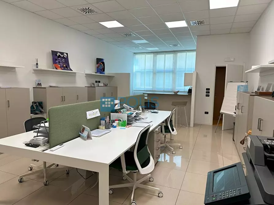 Immagine 8 di Ufficio in affitto  in VIA POLA a Torri Di Quartesolo