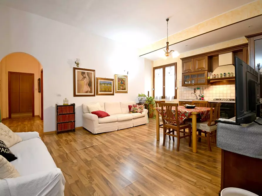 Immagine 1 di Appartamento in vendita  in Via San Lucifero a Cagliari