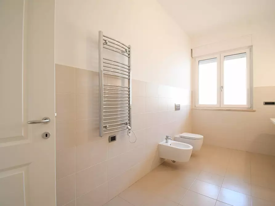 Immagine 13 di Appartamento in affitto  in Via Antonio Lo Frasso a Cagliari