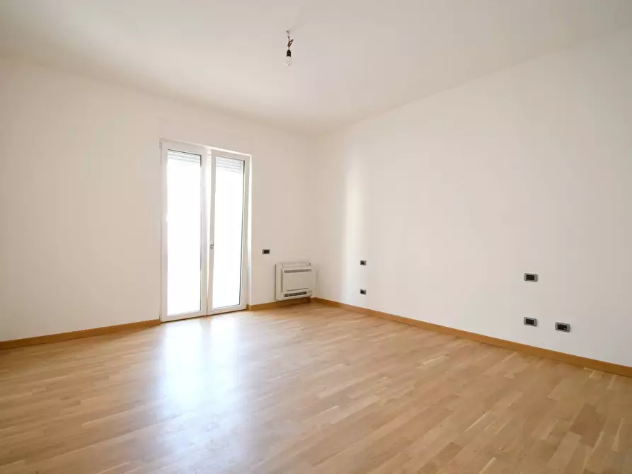 Immagine 17 di Appartamento in affitto  in Via Antonio Lo Frasso a Cagliari