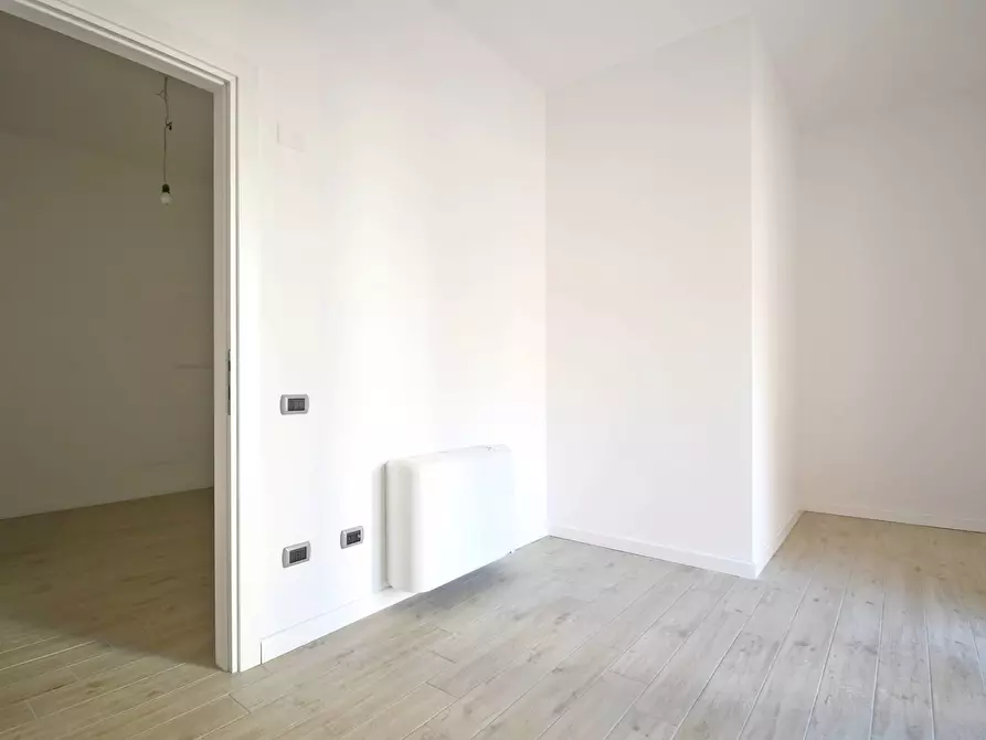 Immagine 7 di Ufficio in affitto  in Via Antonio Lo Frasso a Cagliari